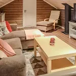 6 Bedroom Beautiful In Feriehus