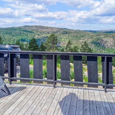 Holiday home 6 Bedroom Beautiful In Drangedal