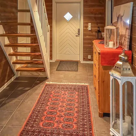 6 Bedroom Beautiful In