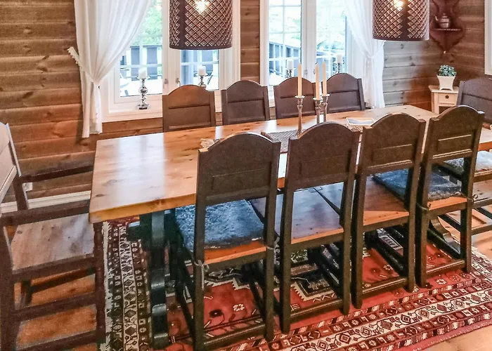 펜션 6 Bedroom Beautiful In *