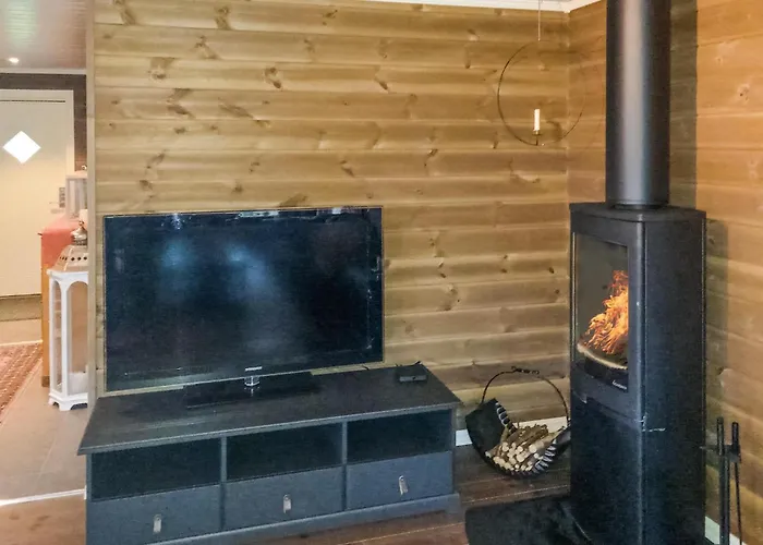 6 Bedroom Beautiful In * Drangedal